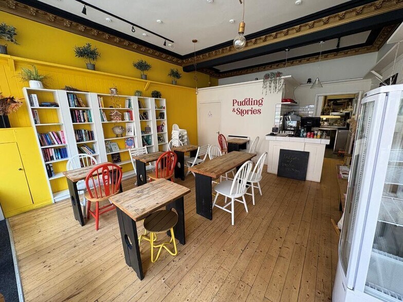 135 Comiston Rd, Edinburgh en alquiler - Foto del edificio - Imagen 3 de 6