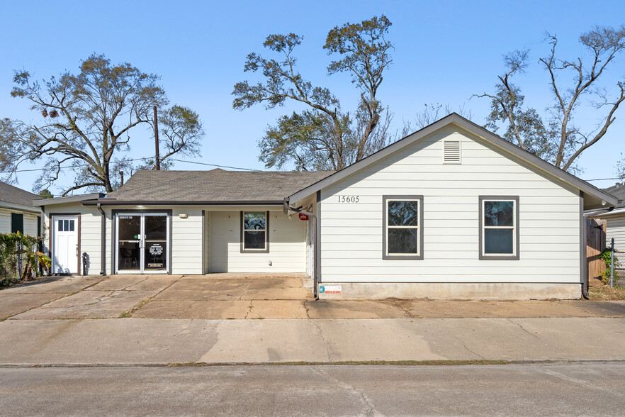 15605 Woodforest Blvd, Channelview, TX en venta - Foto del edificio - Imagen 1 de 23