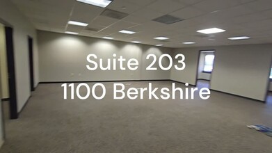 1100 Berkshire Blvd, Wyomissing, PA en alquiler - Vídeo de anuncio comercial 