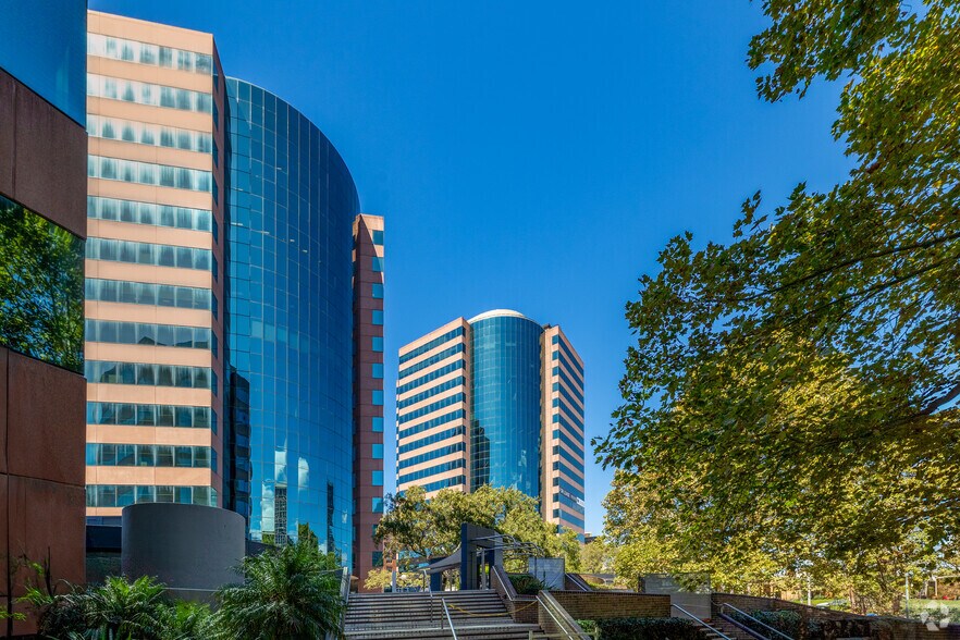 300 Elizabeth St, Surry Hills en alquiler - Foto del edificio - Imagen 3 de 5