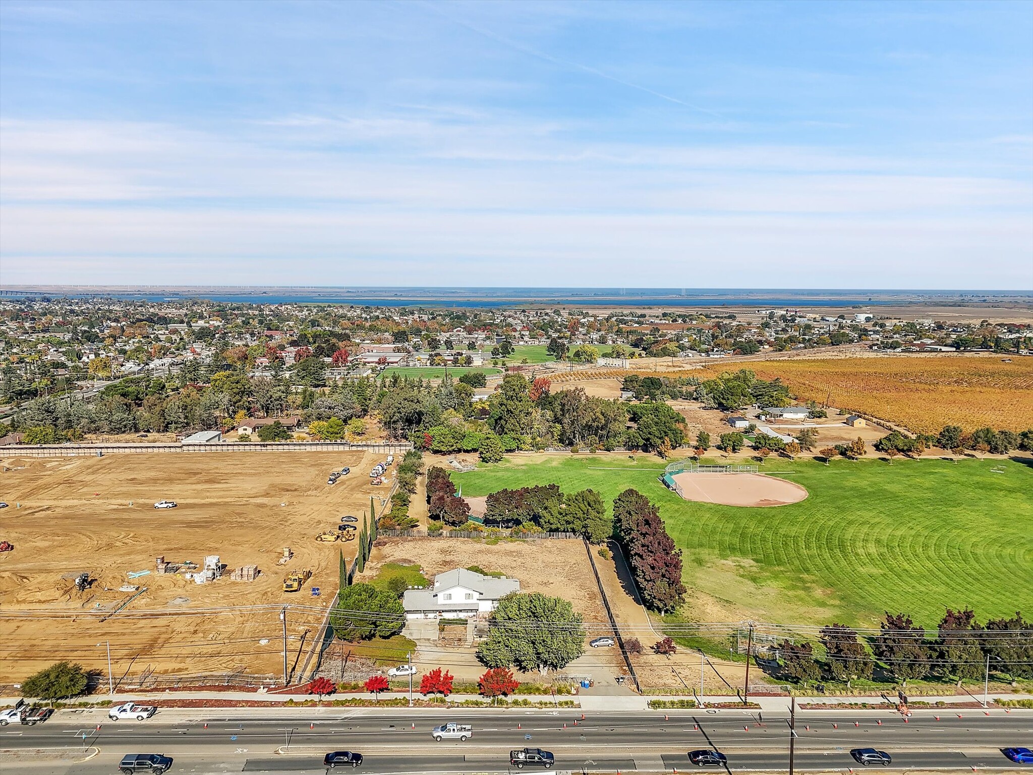 950 Laurel Rd, Oakley, CA en alquiler Foto del edificio- Imagen 1 de 2