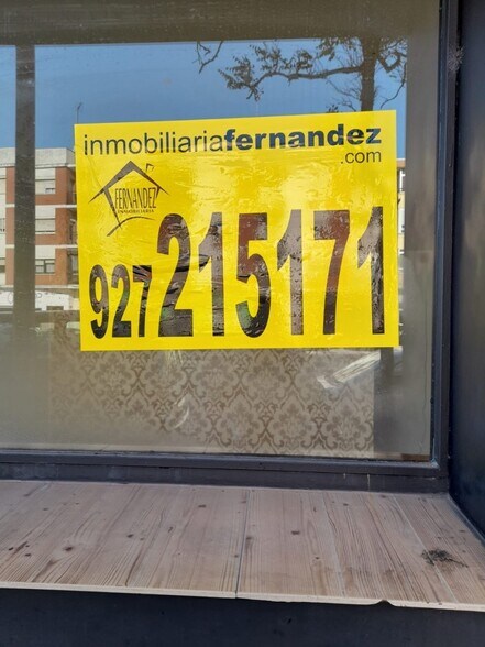 Local en Cáceres en alquiler - Foto del edificio - Imagen 2 de 5