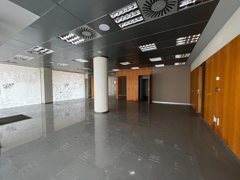 Local en València, Valencia en venta - Foto del interior - Imagen 1 de 11