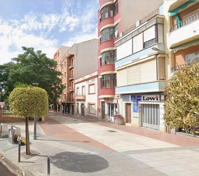 Oficina en Almendralejo, Badajoz en venta - Foto del edificio - Imagen 1 de 1