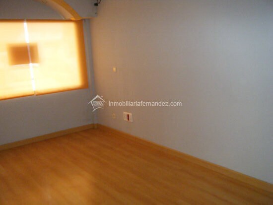 Más detalles de Local en alquiler