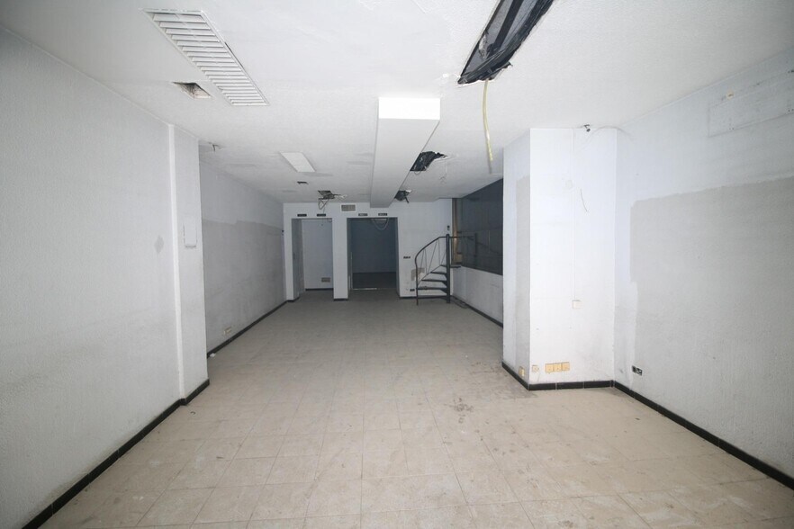Calle Martínez Campos, 10, Granada, Granada en alquiler - Foto del edificio - Imagen 1 de 15