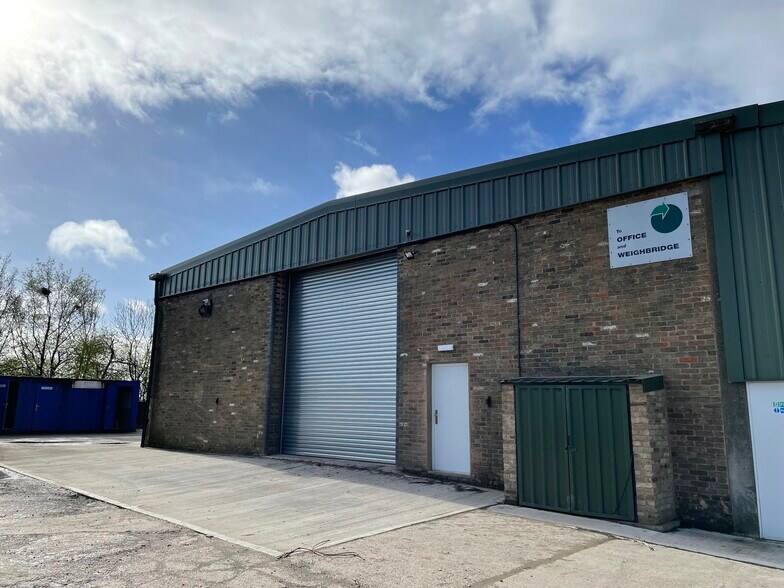 New Years Green Ln, Uxbridge en alquiler - Foto del edificio - Imagen 3 de 9