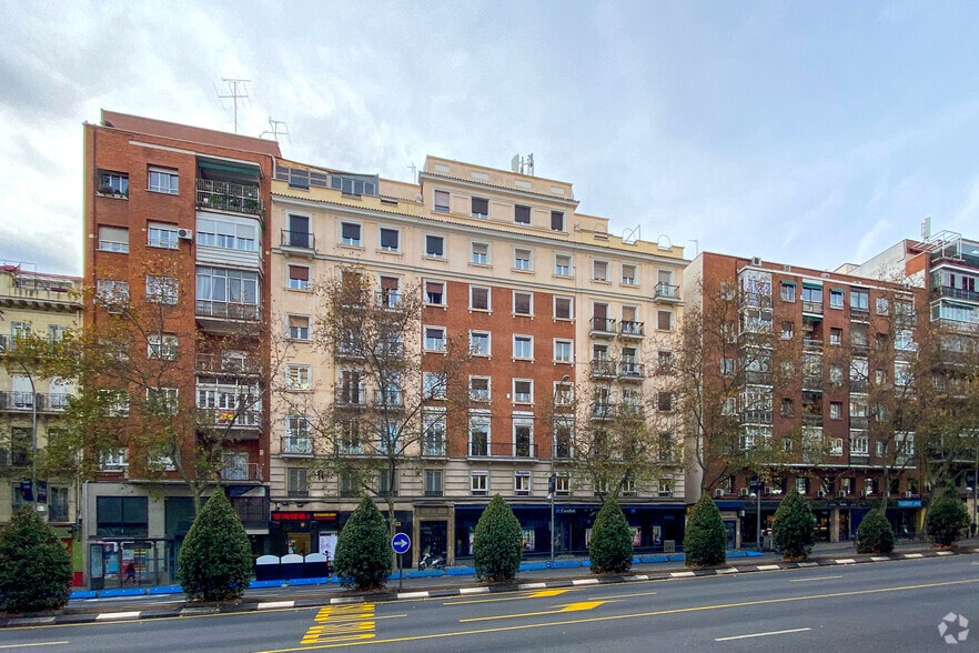 Calle de Francisco Silvela, 55, Madrid, Madrid en alquiler - Foto del edificio - Imagen 3 de 3