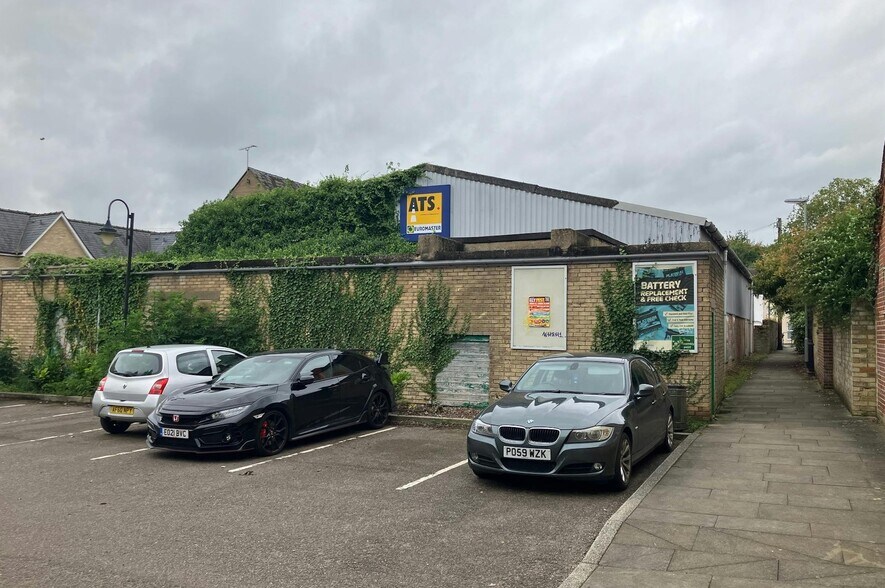 11 Broad St, Ely en venta - Foto del edificio - Imagen 2 de 8