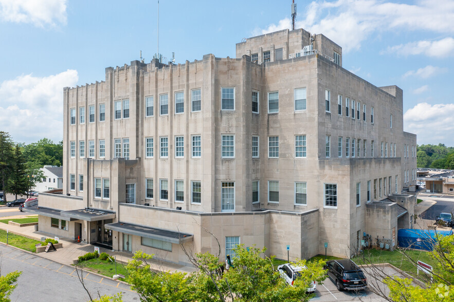 610 Old York Rd, Jenkintown, PA en alquiler - Foto del edificio - Imagen 2 de 8