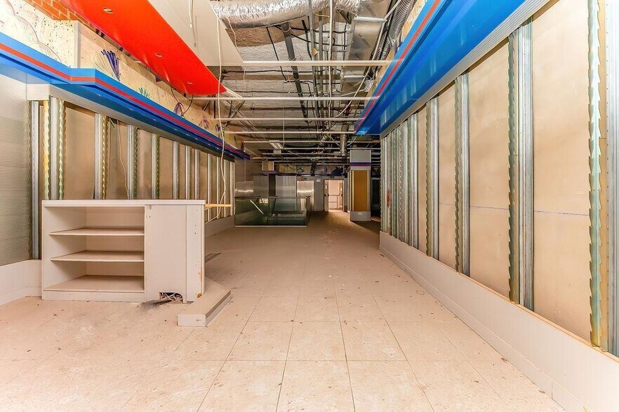 Local en Alzira, Valencia en alquiler - Foto del edificio - Imagen 3 de 20