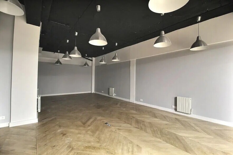 62 Rue Amelot, Paris en venta - Foto del edificio - Imagen 3 de 5