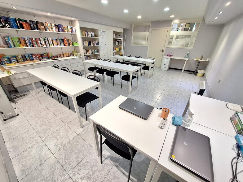 Local en Igualada, Barcelona en venta - Foto del interior - Imagen 2 de 9