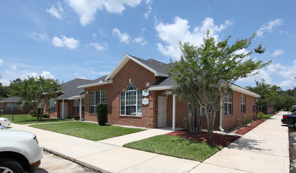 8833 Perimeter Park Blvd, Jacksonville, FL en alquiler - Foto principal - Imagen 1 de 7