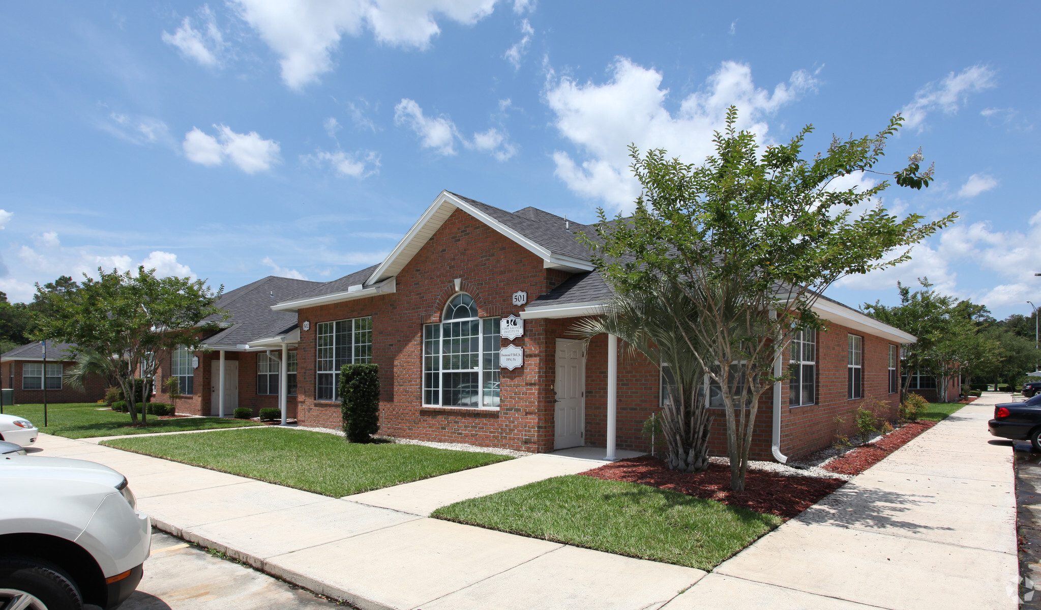 8833 Perimeter Park Blvd, Jacksonville, FL en alquiler Foto principal- Imagen 1 de 8