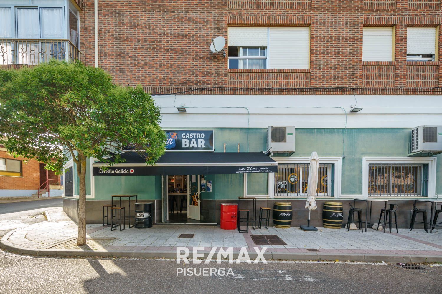 Local en Boecillo en venta Foto del edificio- Imagen 1 de 76