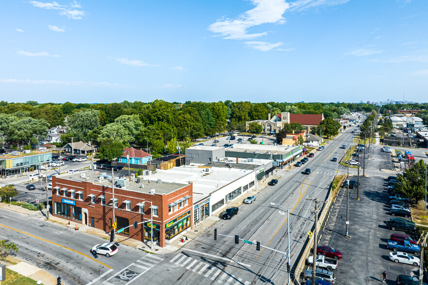 7428-7434 Wornall Rd, Kansas City, MO en alquiler - Vista aérea - Imagen 2 de 9