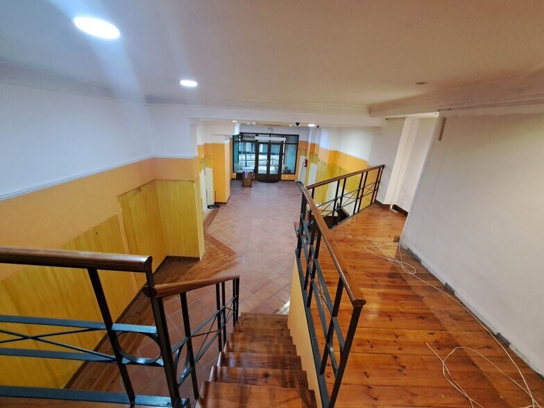 Local en Santiago de Compostela, La Coruna en alquiler - Foto del interior - Imagen 1 de 33