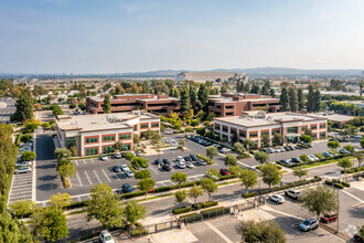 1422 Edinger Ave, Tustin, CA - VISTA AÉREA  vista de mapa