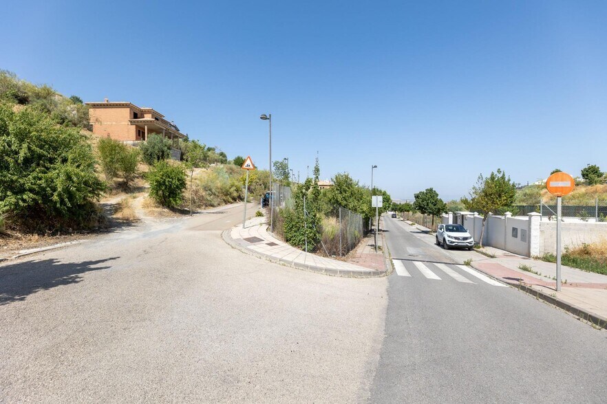 Calle Güevéjar, 14, La Zubia, Granada en venta - Foto principal - Imagen 1 de 15