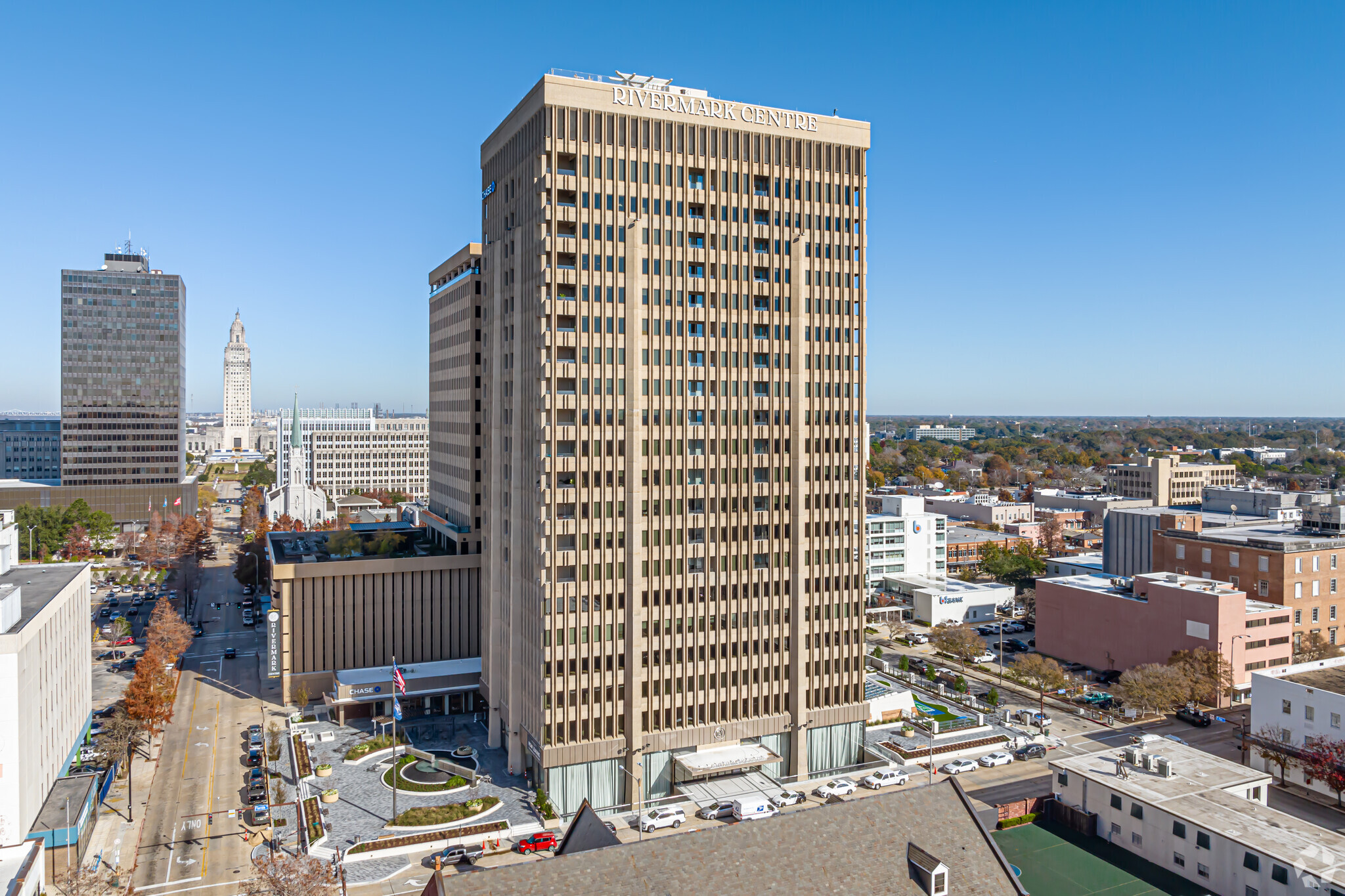 451 Florida St & 450 Laurel St, Baton Rouge, LA en alquiler Foto del edificio- Imagen 1 de 107