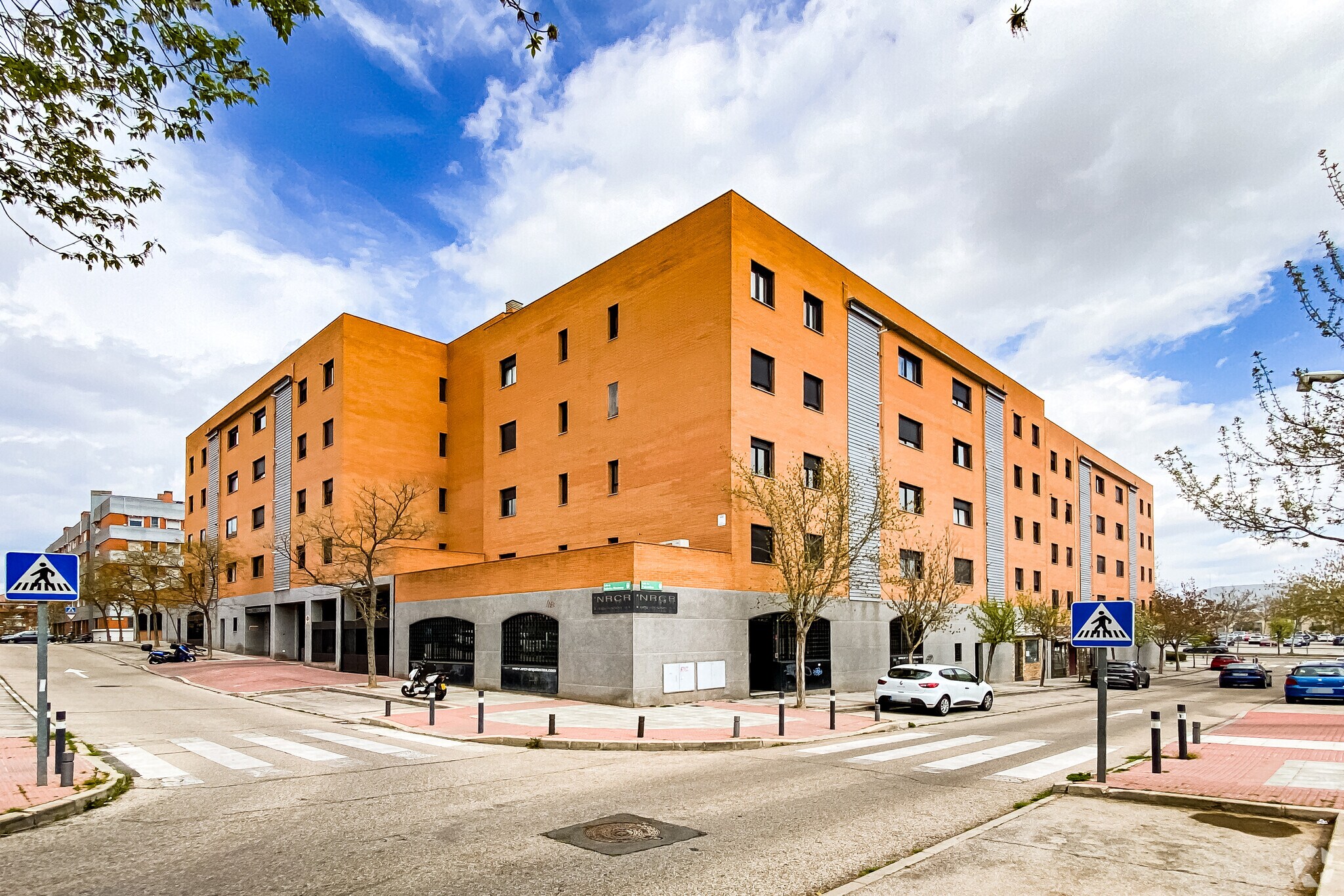 Calle Federica Montseny, 6, Alcobendas, Madrid en venta Foto principal- Imagen 1 de 1