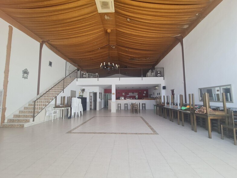 Local en Conil de la Frontera, Cádiz en venta - Foto del edificio - Imagen 2 de 13