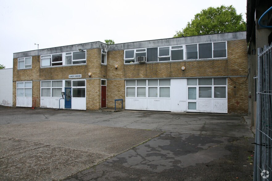 Holly Rd, Hampton en venta - Foto del edificio - Imagen 1 de 2