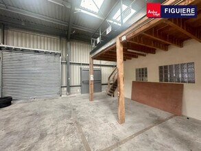 705 Avenue De L'Europe, Saint-Cannat en alquiler Foto del edificio- Imagen 2 de 2