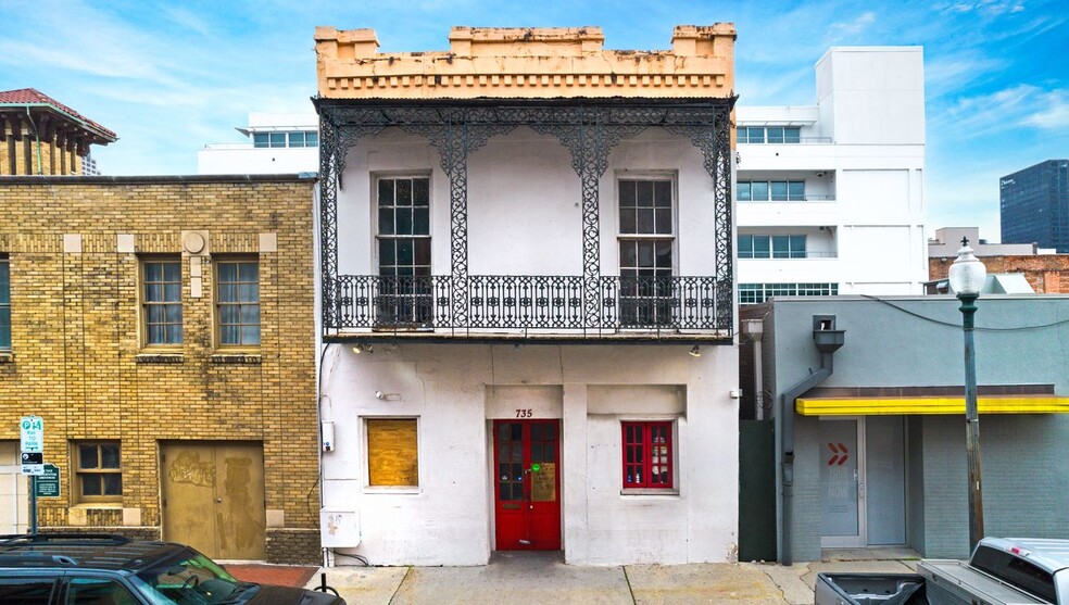 735 St Joseph St, New Orleans, LA en alquiler - Foto del edificio - Imagen 1 de 17