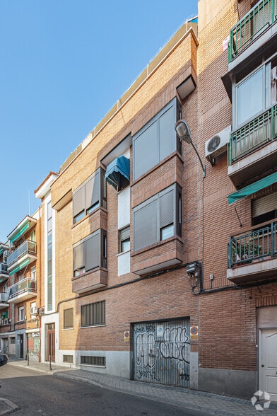 Calle Elisa, 24, Madrid, Madrid en venta - Foto del edificio - Imagen 2 de 3