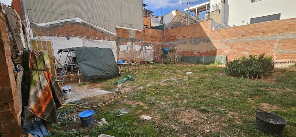 Terreno en Sabadell, Barcelona en venta - Foto del edificio - Imagen 2 de 3