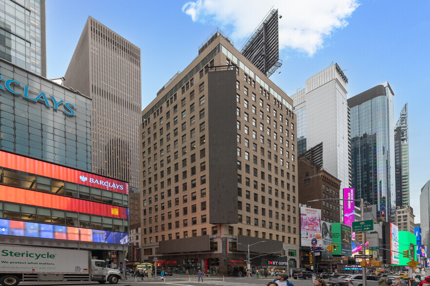 729 Seventh Ave, New York, NY en alquiler - Foto del edificio - Imagen 1 de 5