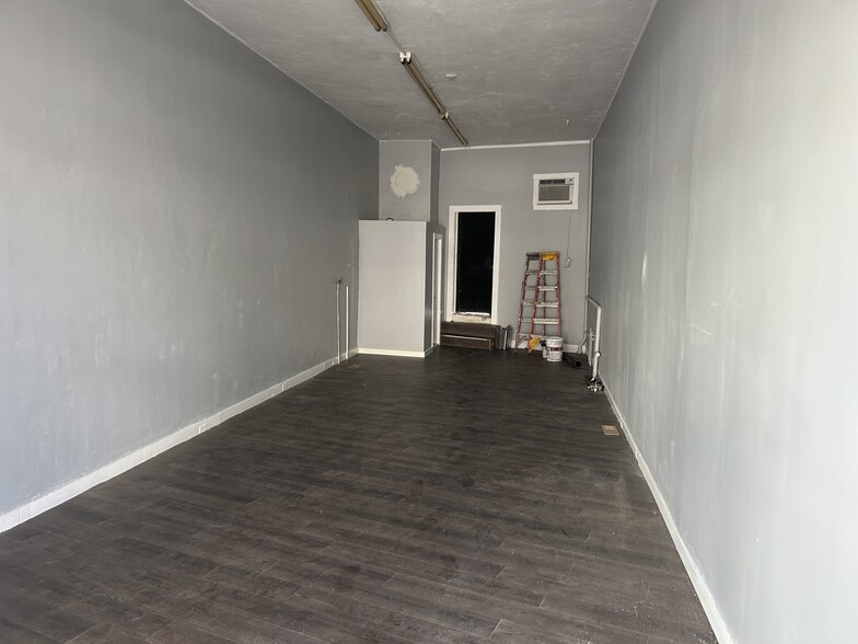 1210 Broadway, Somerville, MA en alquiler - Foto del interior - Imagen 2 de 5