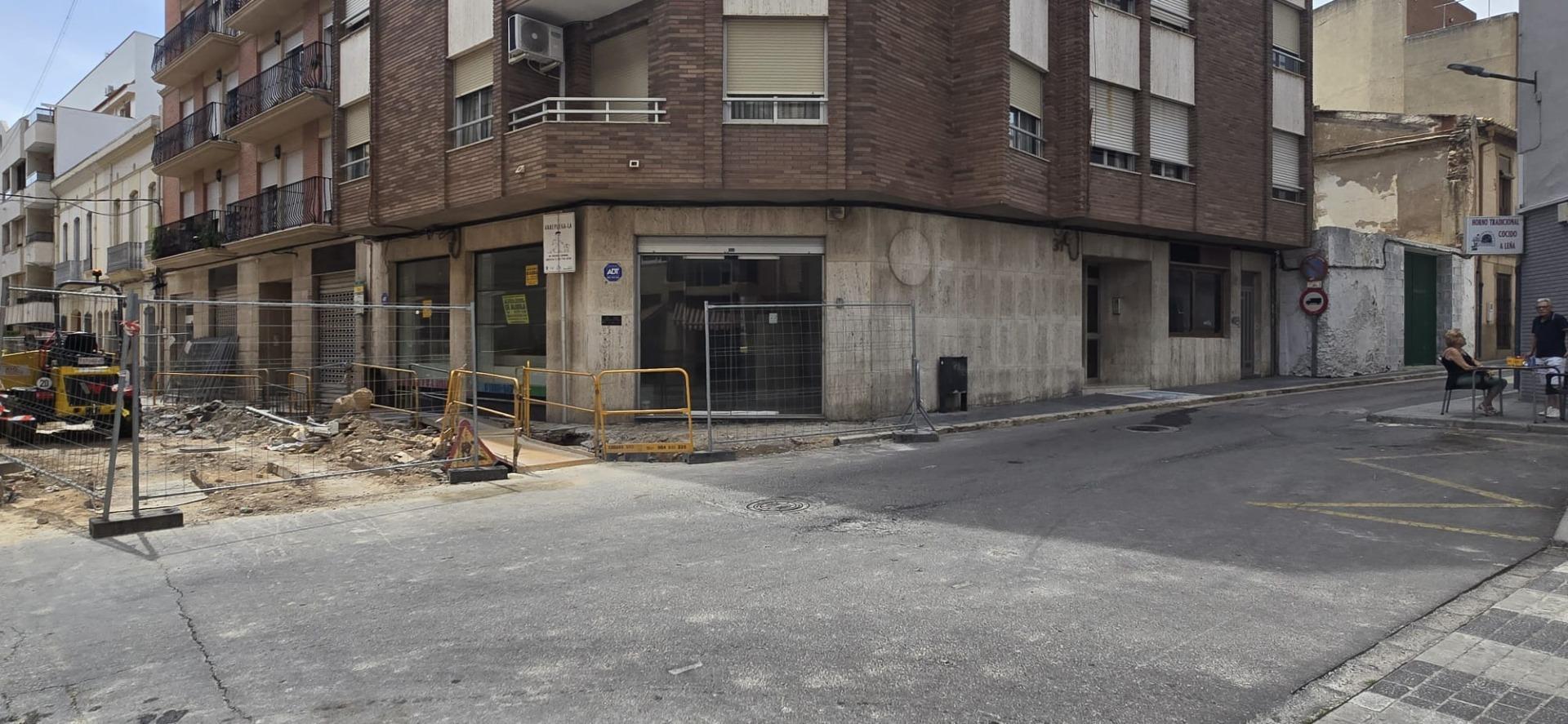 Local en Llíria, Valencia en venta Foto principal- Imagen 1 de 1