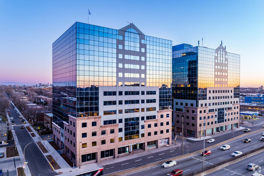 110 Boul Crémazie O, Montréal, QC en alquiler - Foto del edificio - Imagen 1 de 10