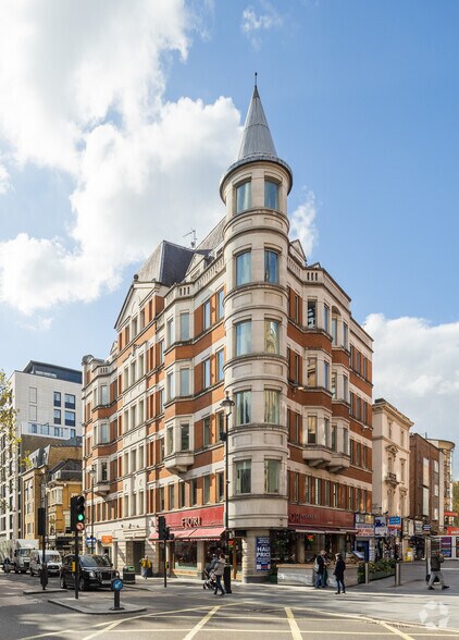 39-41 Charing Cross Rd, London en alquiler - Foto del edificio - Imagen 2 de 3