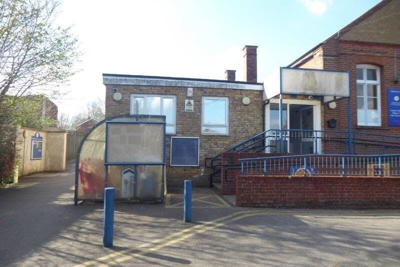 High Street, Tunbridge Wells en alquiler - Foto del edificio - Imagen 2 de 2
