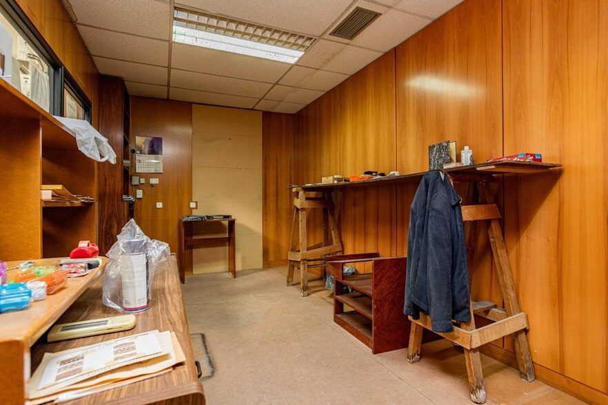 Nave en Madrid en venta - Foto del interior - Imagen 3 de 17