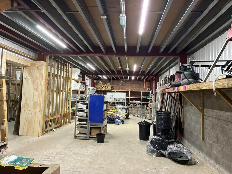 Village Farm Industrial Estate, Pyle en venta - Foto del edificio - Imagen 2 de 8