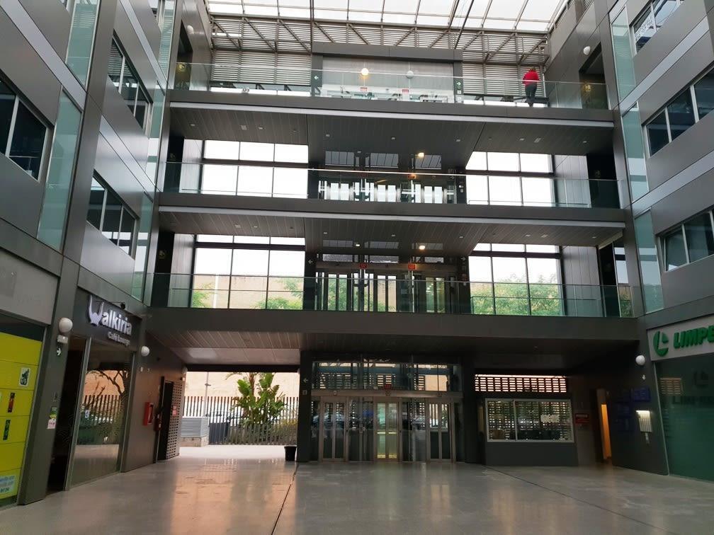 Oficina en SEVILLA en venta Vestíbulo- Imagen 1 de 11
