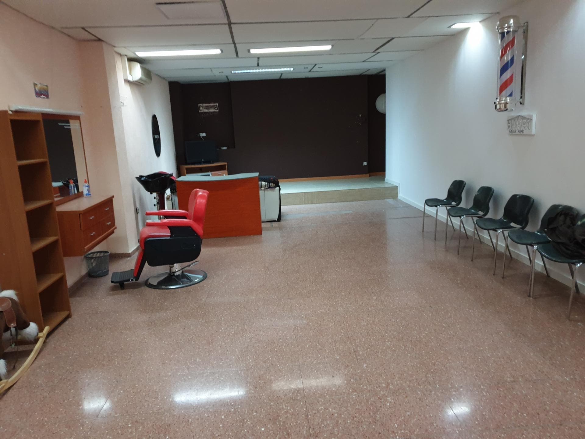 Local en Elda en venta Foto del interior- Imagen 1 de 27