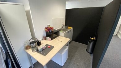 9-28 Athena Ct, Warwick en alquiler Foto del interior- Imagen 1 de 5