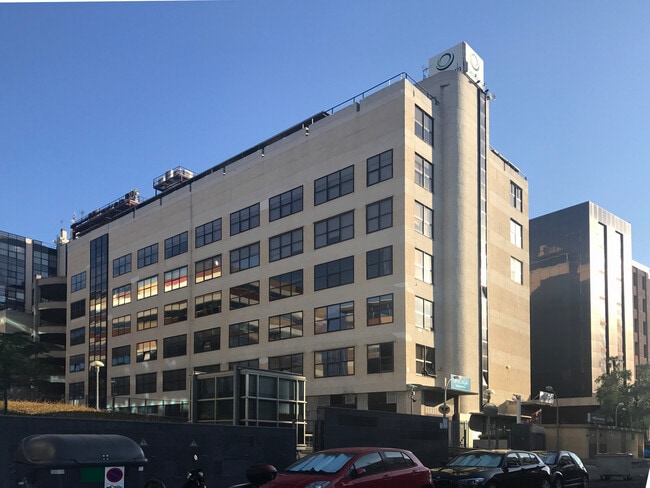 Más detalles de Calle María Tubau, 8, Madrid - Oficina en venta