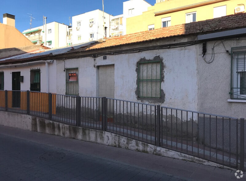Calle Esperanza Abad, 24-26, San Sebastián de los Reyes, Madrid en venta - Foto del edificio - Imagen 2 de 2