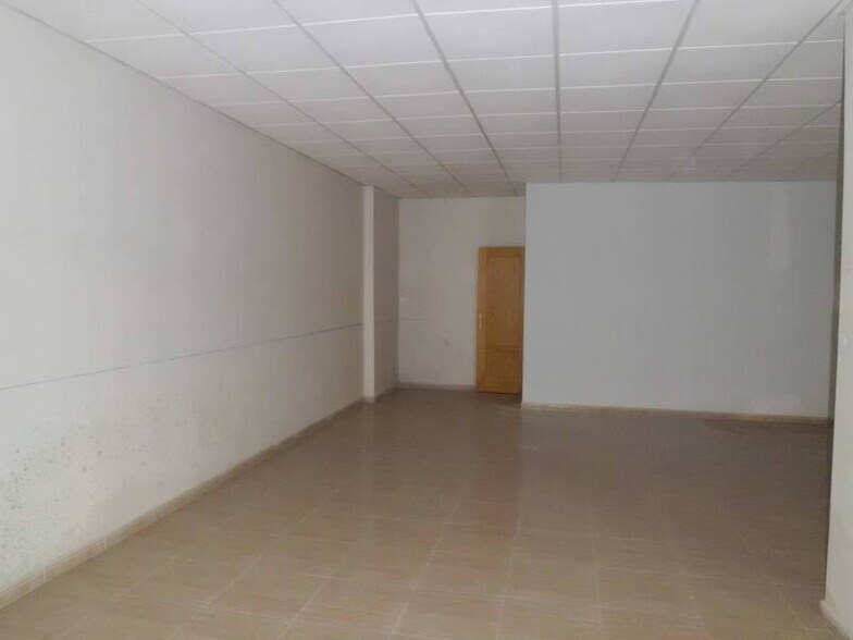 Local en El Ejido en alquiler - Foto del edificio - Imagen 3 de 6