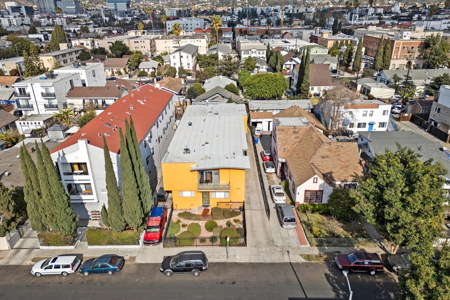 5527 Barton Ave, Los Angeles, CA en venta - Foto del edificio - Imagen 3 de 41