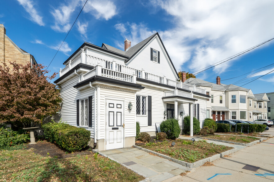 786 Mount Auburn St, Watertown, MA en venta - Foto del edificio - Imagen 3 de 30