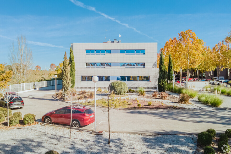 Oficinas en Las Rozas de Madrid, MAD en alquiler - Foto del edificio - Imagen 1 de 2