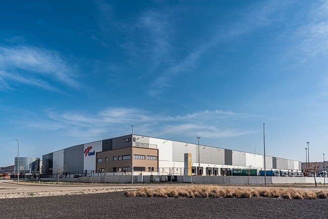 Más detalles de Calle Alaun, 7, Zaragoza - Nave en alquiler